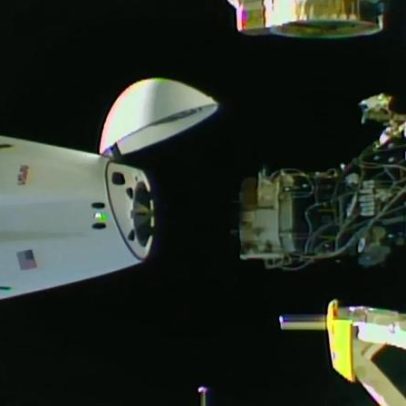 Dragon desacopla para devolver experimentos científicos à Terra