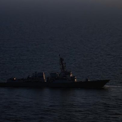 EUA oficializam retirada do bloqueio naval aos portos do Irã