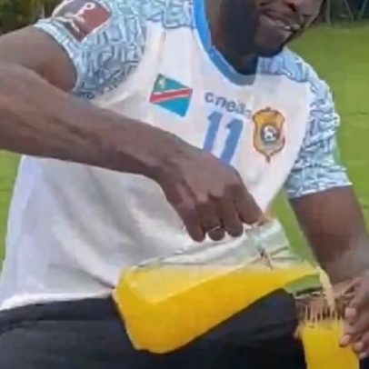 Bolasie comemora empate do Congo com Portugal, com suco de laranja