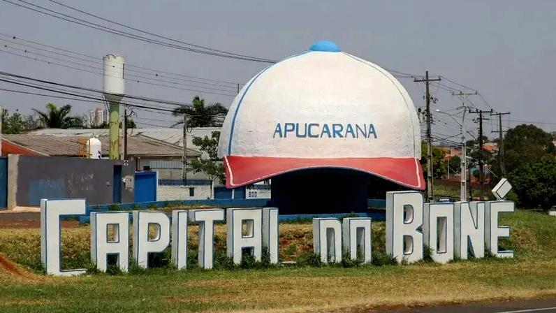 Indústria boneleira de Apucarana concentra mais de 600 fábricas e responde por 80% da produção nacional.