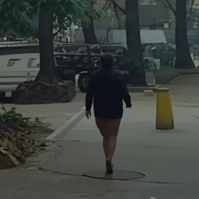 Mulher fica ferida após ser sugada por bueiro no Rio de Janeiro