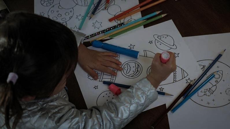 Muitos pais não conseguem matricular os filhos nas creches por falta de vagas