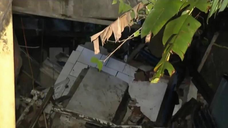 Desabamento parcial do cortiço em Cangaíba, na zona leste de São Paulo