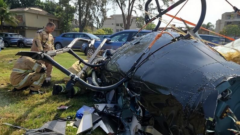 Helicópteros caem no RJ e deixam seis mortos