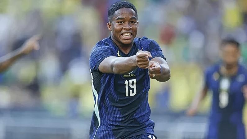 Comemoração de Endrick, atacante do Brasil, no gol marcado contra o Egito, em Cleveland