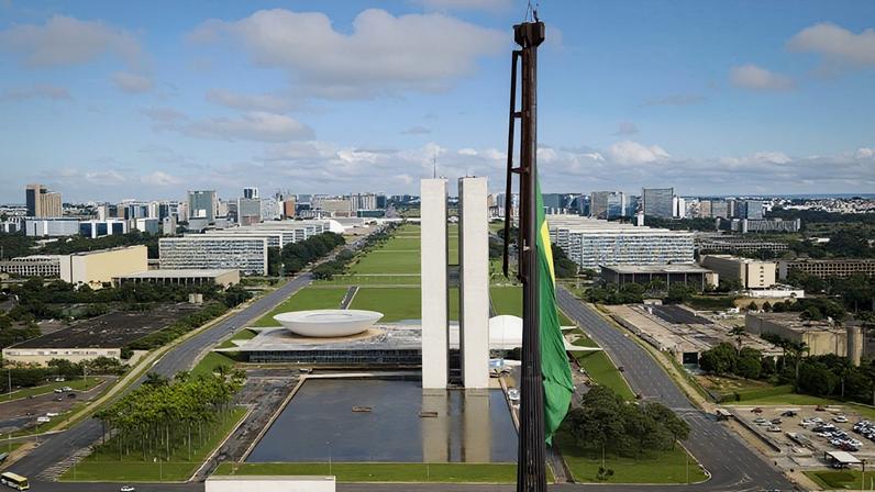 O Congresso analisa nesta 5ª feira (18.jun.2026) uma lista com 65 vetos