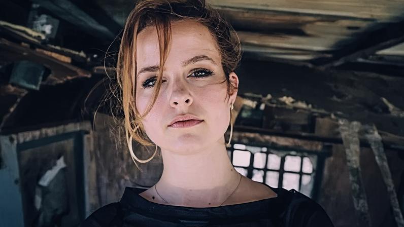 Bridgit Mendler