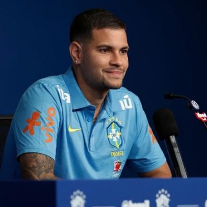 Bruno Guimarães rebate críticas à seleção brasileira