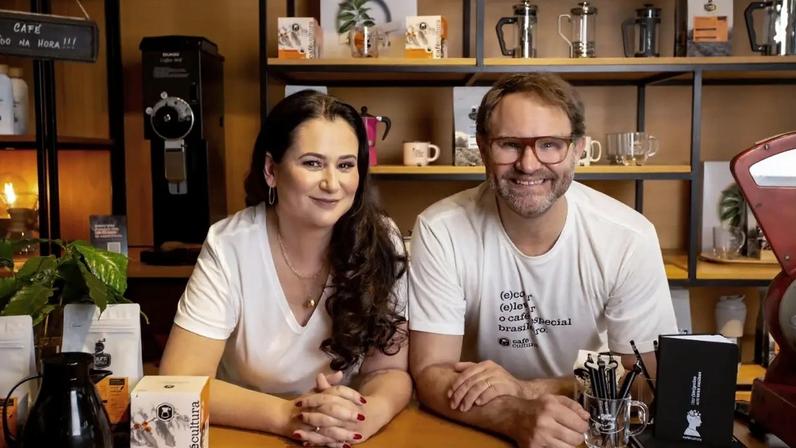 Luciana Melo e Joshua Stevens, Café Cultura