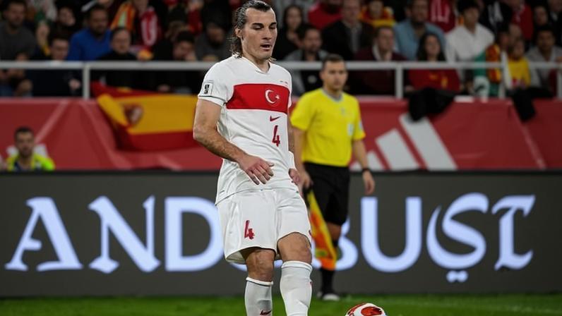 Çaglar Söyüncü, zagueiro da Turquia