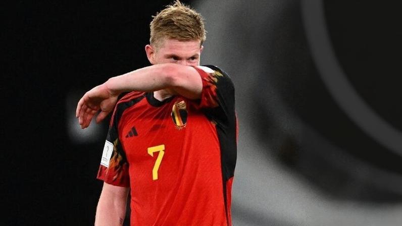 Kevin De Bruyne foi o autor do gol que eliminou o Brasil em 2018 (Foto: GABRIEL BOUYS/AFP)