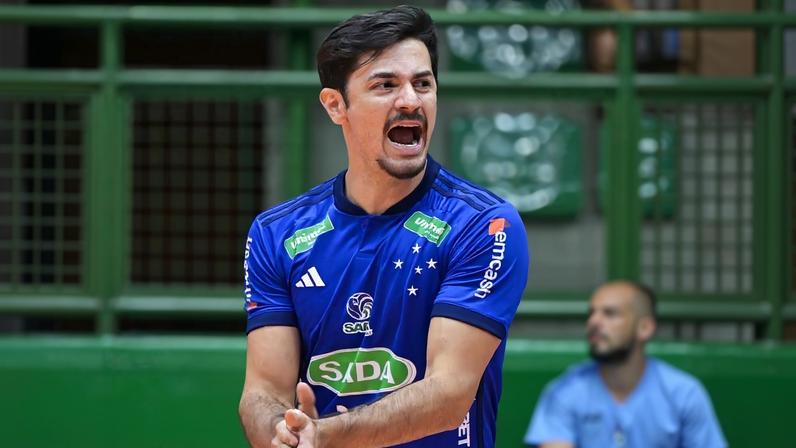 Campeão Mundial, Tri do Sul-Americano, Bicampeão da Superliga e da Copa Brasil, levantador Rodrigo Ribeiro retorna ao MOC Vôlei