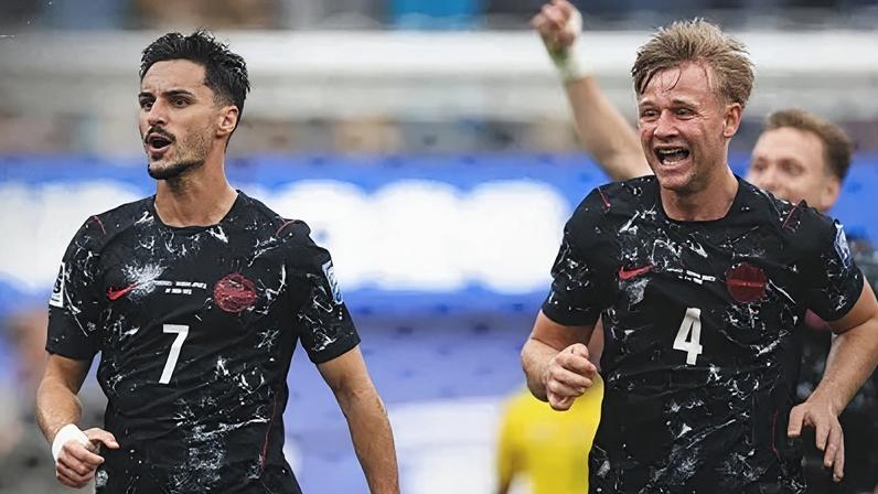 Seleção Canadense é a primeira a se classificar às oitavas de final da Copa
