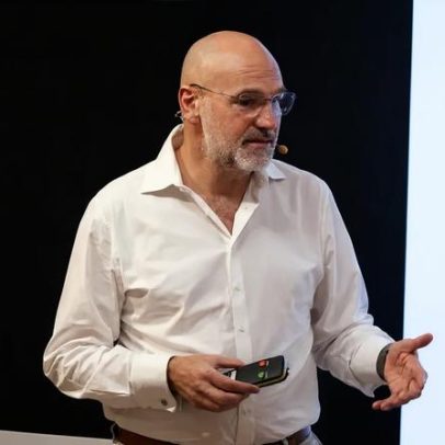 Ubuntu 26.04 é o sistema para a era da IA, afirma Mark Shuttleworth