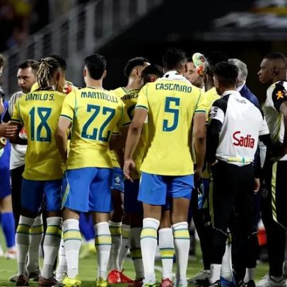 Versatilidade atrapalha Brasil; Ancelotti precisa inventar menos na Copa