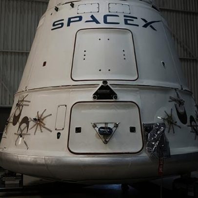 SpaceX faz o maior IPO da história; analista diz que é investimento de risco