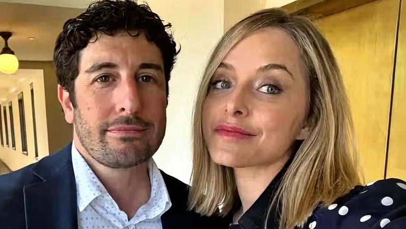Jason Biggs e Jenny Mollen — Foto: Instagram