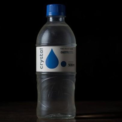 Água mineral Crystal, recolhida pela Anvisa, é da Coca-Cola Brasil