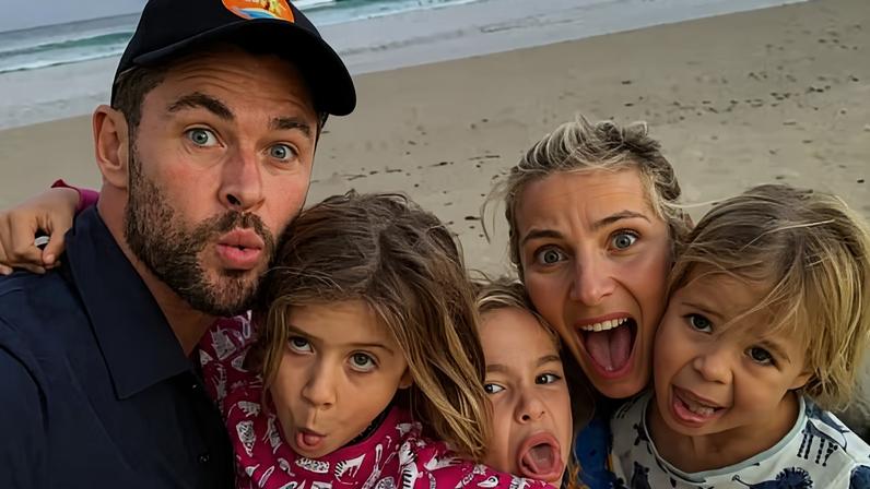 Chris Hemsworth e Elsa Pataky com os três filhos — Foto: Instagram