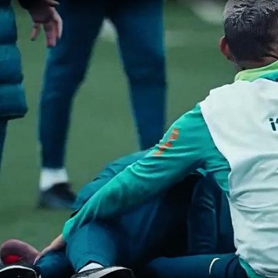 Tombo de Ancelotti após carrinho de Richarlison em treino viraliza