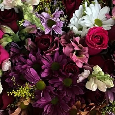 Virgínia recebe flores de admirador secreto e gera repercussão online