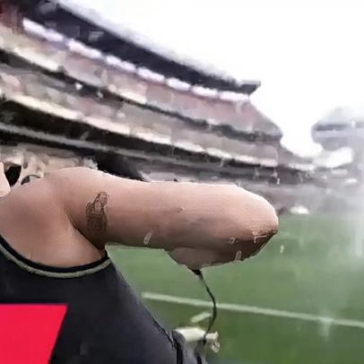 Repórter da Globo leva banho ao vivo em amistoso da Seleção Brasileira