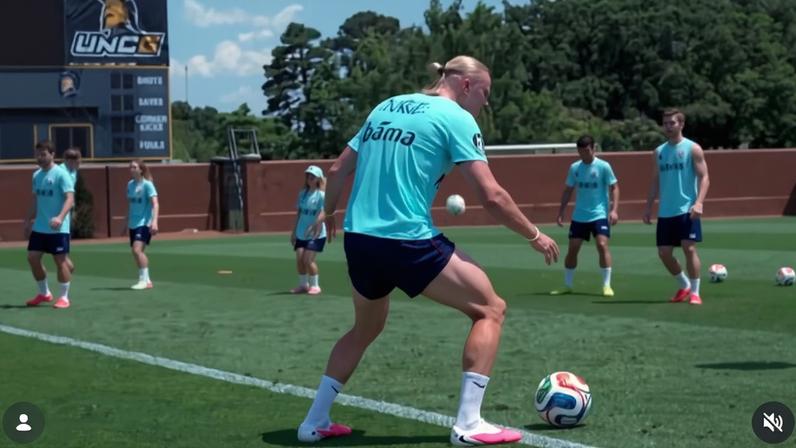 Haaland dançando durante treino com a Noruega — Foto: Reprodução/Instagram