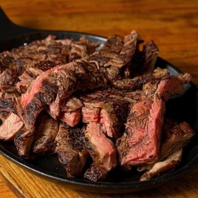 Brasil vence Argentina na Copa das Carnes com fraldinha e alcatra