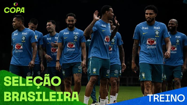 Jogadores treinam em campo para amistoso contra o Haiti
