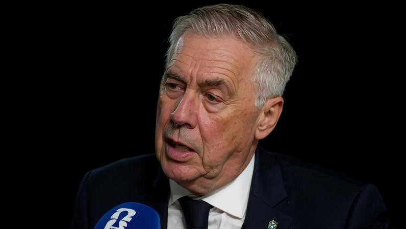 Carlo Ancelotti dá entrevista após jogo contra o Haiti