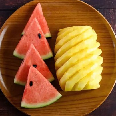 Cinco alimentos que ajudam a reduzir a retenção de líquidos