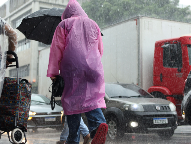 Frente fria chega ao Rio Grande do Sul e favorece o avanço de temporais pelo Centro-Sul, com chuva no Sul, Mato Grosso do Sul, São Paulo, Minas Gerais e Rio de Janeiro, no decorrer dessa semana, entre 08 de junho e 12 de junho de 2026.