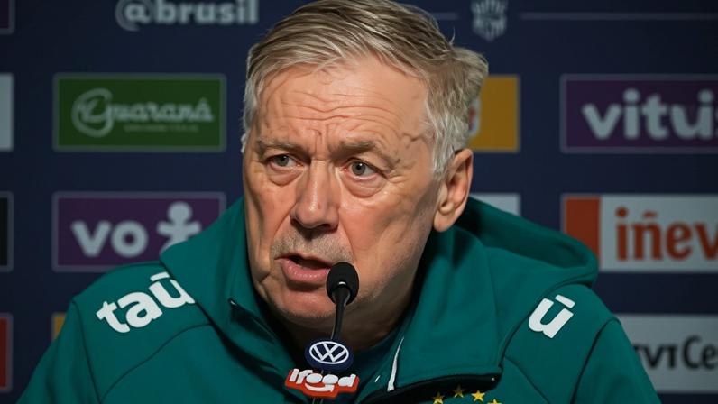 Carlo Ancelotti durante entrevista coletiva da seleção na Granja Comary