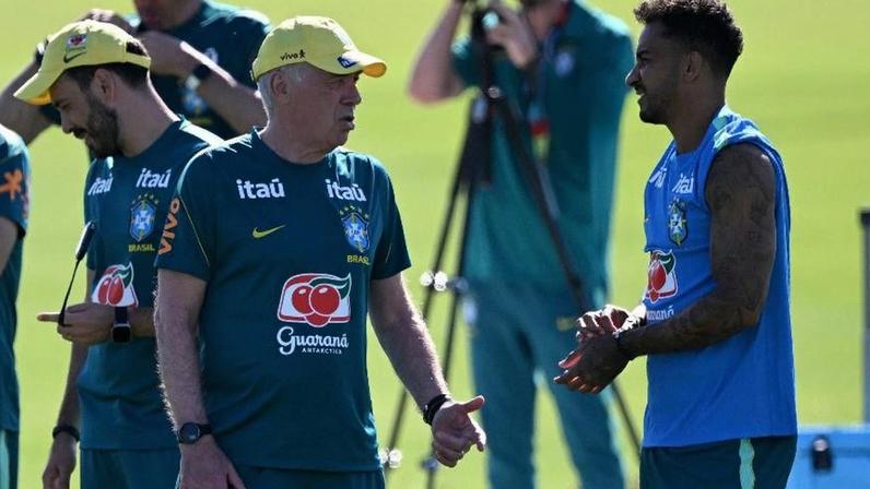 Seleção treina sem Neymar; Ancelotti não revela time titular