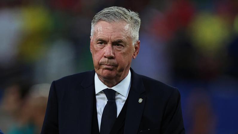 Carlo Ancelotti na estreia da Seleção Brasileira na Copa do Mundo