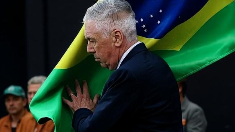 Carlo Ancelotti, técnico do Brasil, antes de jogo contra Marrocos pela Copa do Mundo