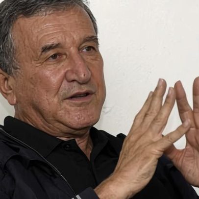 Parreira apresenta melhora pulmonar, permanece internado em UTI