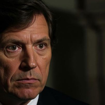 Tucker Carlson rompe com o Partido Republicano após críticas de Trump