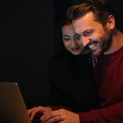 ChatGPT ajuda a criar mensagens de Dia dos Namorados para WhatsApp