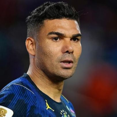 Brasil fica com três pendurados para jogo decisivo contra a Escócia