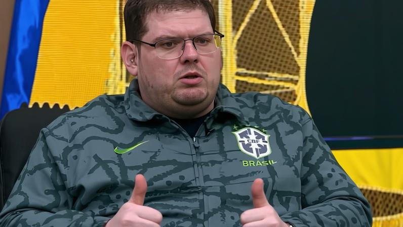 Casimiro Miguel em programa na CazéTV durante a Copa do Mundo