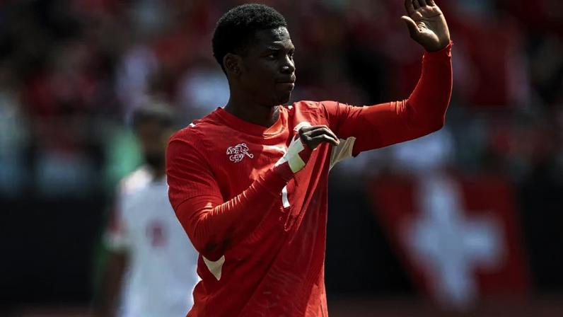 Breel Embolo (Suíça) celebrando seu gol contra o País de Gales, no dia 31.05.2026.
