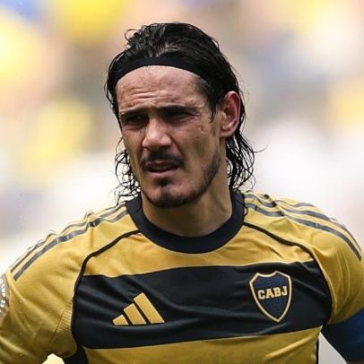 Cavani rescinde com o Boca e fica livre no mercado