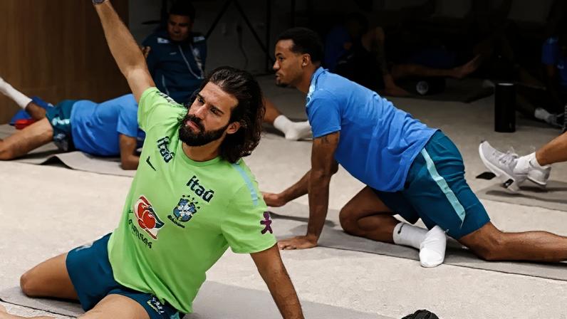 CBF compartilhou fotos dos atletas se exercitando um dia após a estreia na Copa