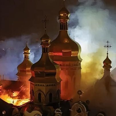 Disparos russos matam nove na Ucrânia e danificam catedral histórica, dizem autoridades