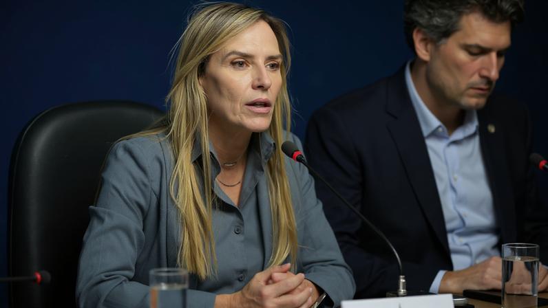 Celina sobre internação involuntária: “Cuidar das pessoas de verdade”