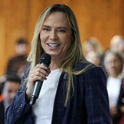 Nó em trânsito motivou ponto facultativo na segunda, diz Celina