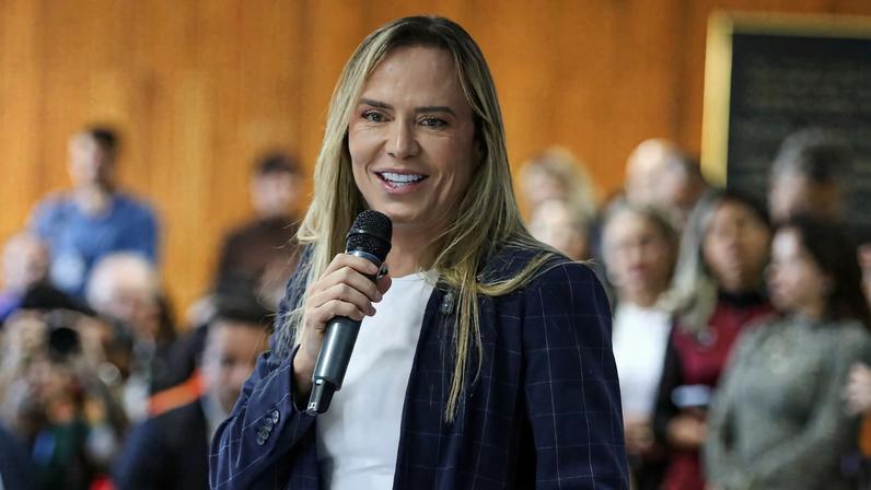 Celina Leao