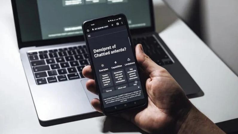Com a iniciativa, o veículo busca alcançar os mais de 900 milhões de usuários ativos semanais do ChatGPT