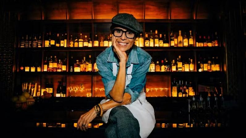 Chef Dominique Crenn, a primeira mulher nos EUA a conquistar três estrelas Michelin com seu lendário Atelier Crenn